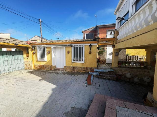 Chalet en venta en Casarrubios Del Monte, Castilla-La Mancha