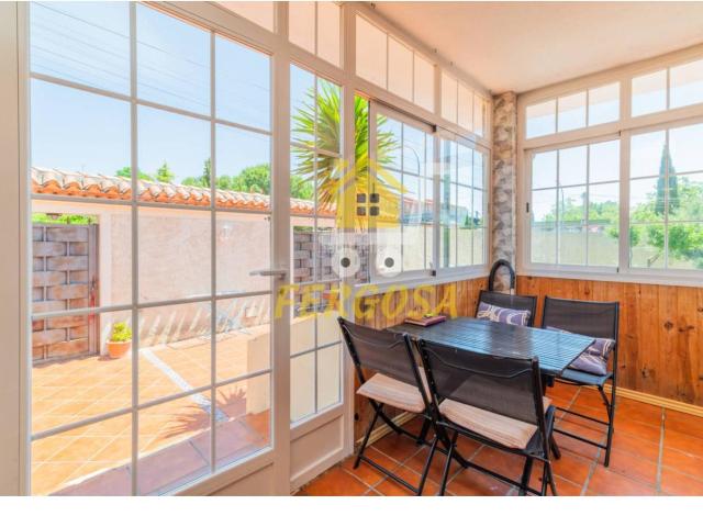 Villa en venta en Toledo