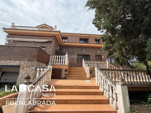 Villa en venta en Toledo