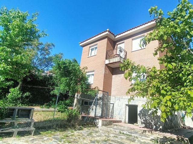 Chalet en venta en Casarrubios Del Monte, Castilla-La Mancha