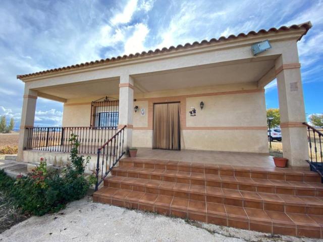 Chalet en venta en Calzada De Calatrava, Castilla-La Mancha