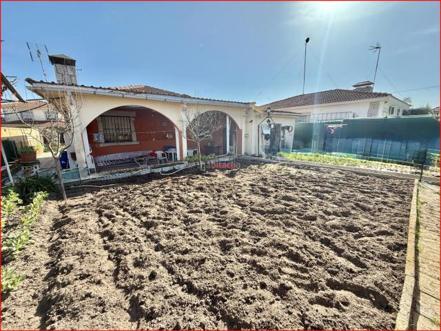 Chalet en venta en Camarena, Castilla-La Mancha