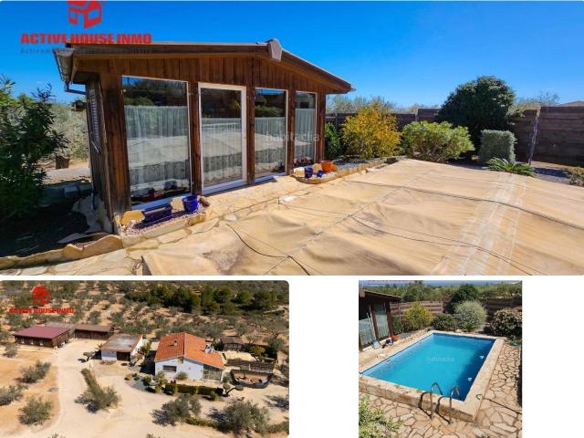 Chalet en venta en Camarles, Tarragona