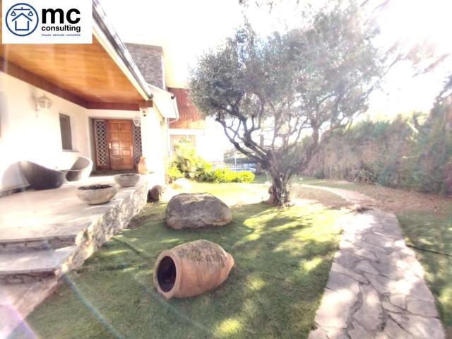 Chalet en venta en Can Gurgui, Canovelles