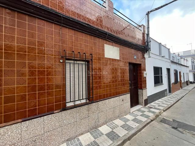 Chalet en venta en Cantillana, Andalucía