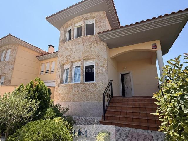 Chalet en venta en Carbajosa De La Sagrada, Castilla y León