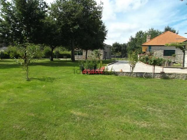 Chalet en venta en O Carballiño