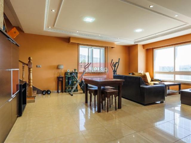 Chalet en venta en O Carballiño