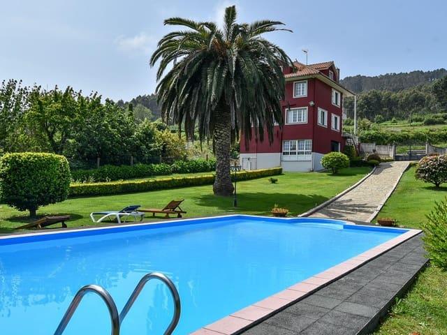 Chalet en venta en Os Loureiros, Bergantiños