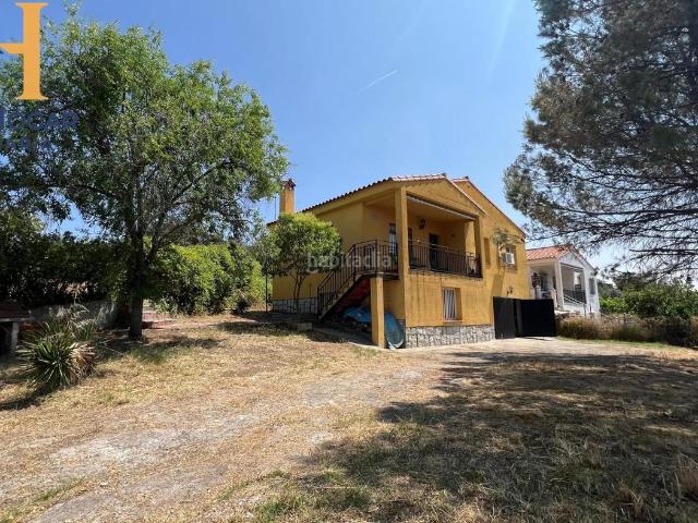 Villa en venta en Cardiel De Los Montes
