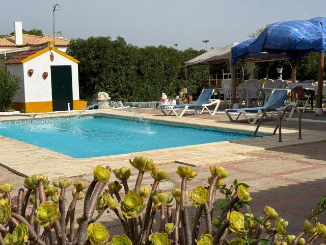 Chalet en venta en Carmona, Andalucía