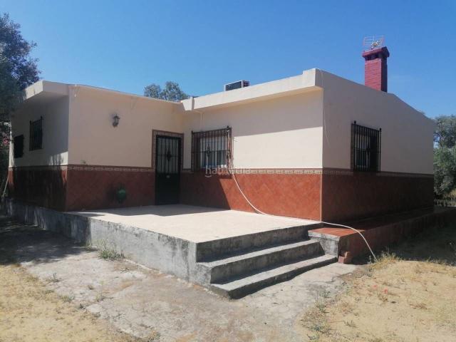 Chalet en venta en Carmona, Andalucía
