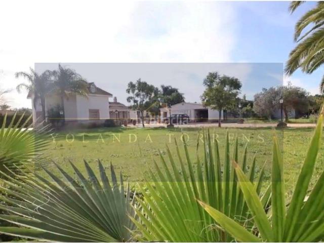 Chalet en venta en Carmona, Andalucía
