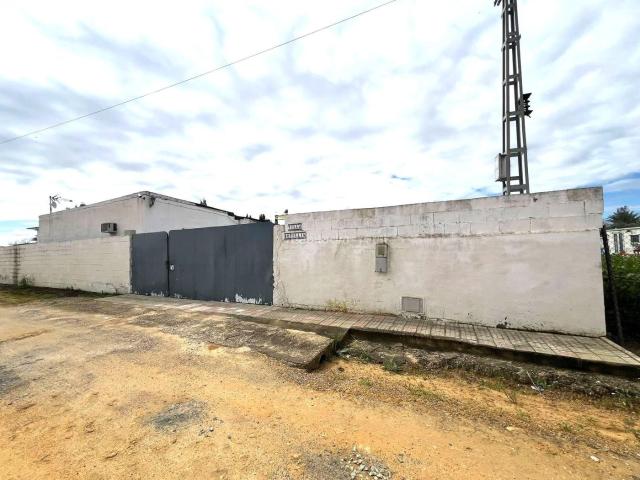 Chalet en venta en Carmona, Andalucía