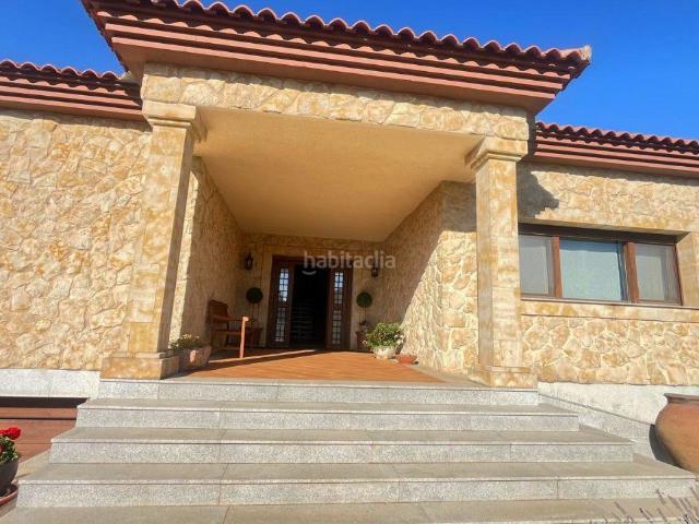 Chalet en venta en Carrascal De Barregas, Castilla y León