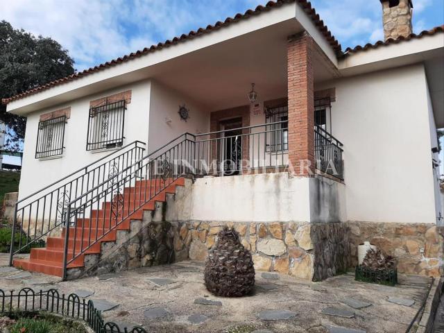 Chalet en venta en El Casar De Escalona, Toledo