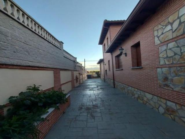 Casa en venta en Casarrubios Del Monte, Urbanización Monte Nuevo
