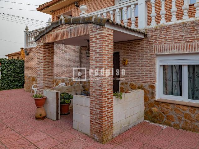 Chalet en venta en Casarrubios Del Monte, Castilla-La Mancha