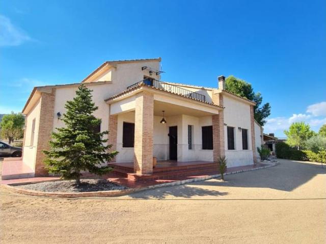 Casa en venta en Castalla