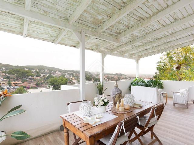 Chalet en venta en Montmar, Castelldefels