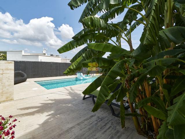 Chalet en venta en Montmar, Castelldefels