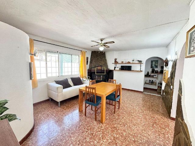 Villa en venta en Castellet I La Gornal