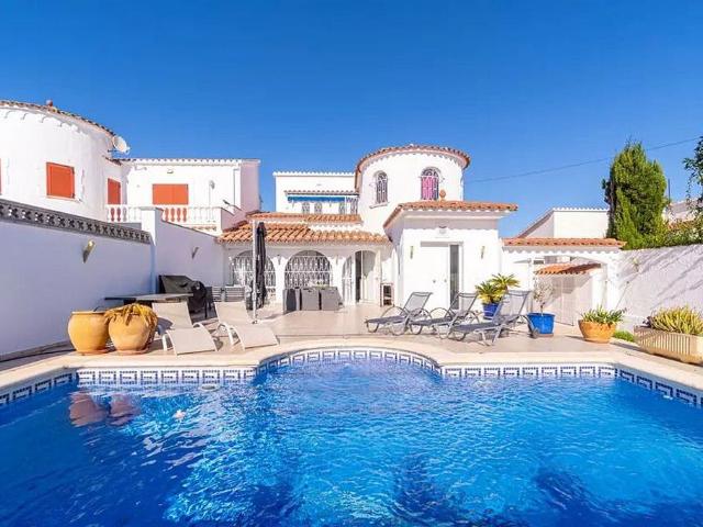 Chalet en venta en Alt Empordà, Catalunya