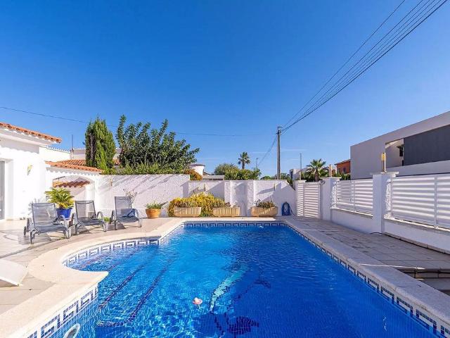 Chalet en venta en Alt Empordà, Catalunya