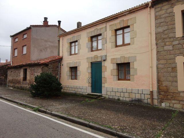 Casa en venta en Castrillo De La Reina, Castilla y León