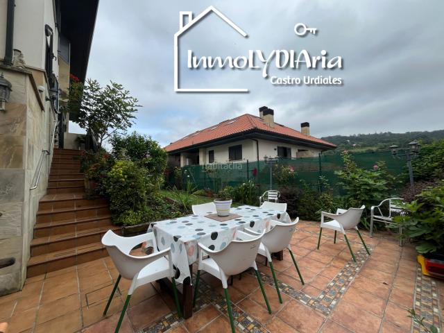 Chalet en venta en Casco Histórico, Castro-urdiales