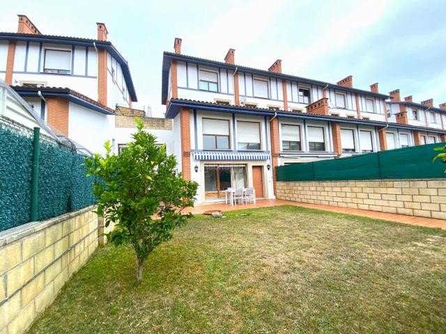 Chalet en venta en Casco Histórico, Castro-urdiales