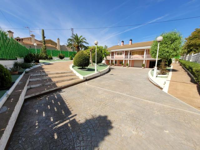 Chalet en venta en Caudete, Castilla-La Mancha