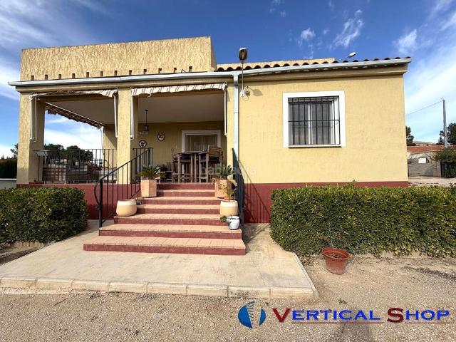 Chalet en venta en Caudete, Castilla-La Mancha