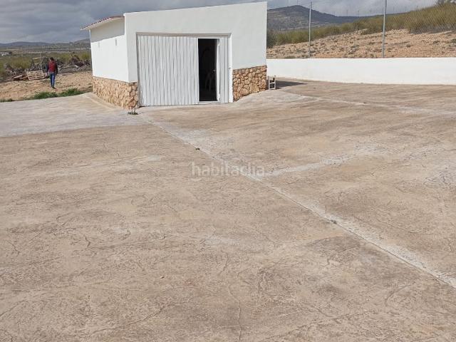 Chalet en venta en Caudete, Castilla-La Mancha