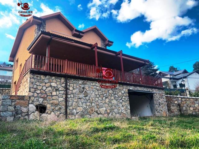 Villa en venta en Cercedilla
