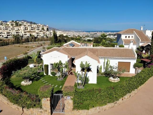 Chalet en venta en Cerros del Águila, Costa del Sol Occidental