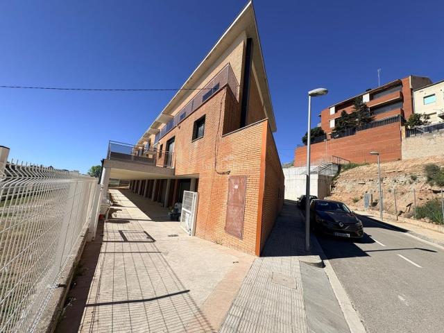 Chalet en venta en Cervera, Segarra