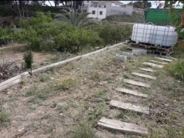 Villa en venta en Ceutí