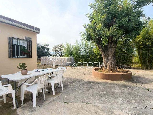Chalet en venta en Cheste, València / Valencia