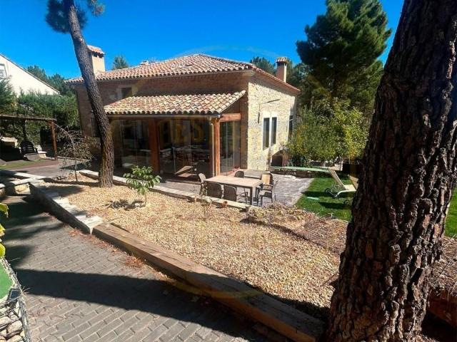 Chalet en venta en Fuentenava De Jábaga, Castilla-La Mancha
