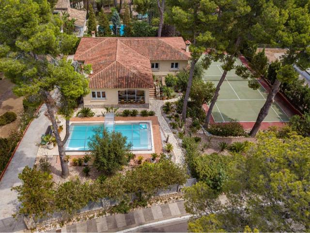 Chalet en venta en Urbanización El Bosque, La Hoya de Buñol