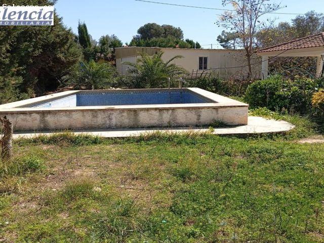 Casa en venta en La Hoya de Buñol, Valencia
