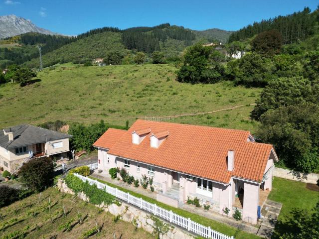 Chalet en venta en Cillorigo De Liébana, Cantabria