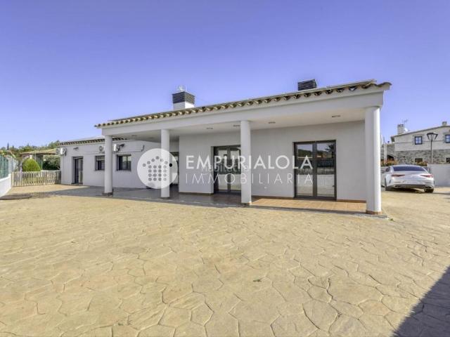 Chalet en venta en Alt Empordà, Catalunya
