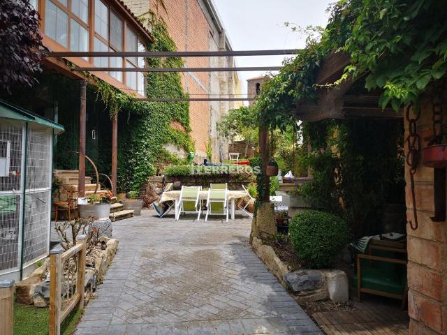 Chalet en venta en Clavijo, La Rioja