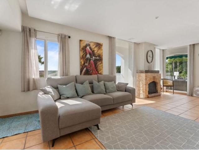 Casa en venta en Urbanización Los Alijares, Coín