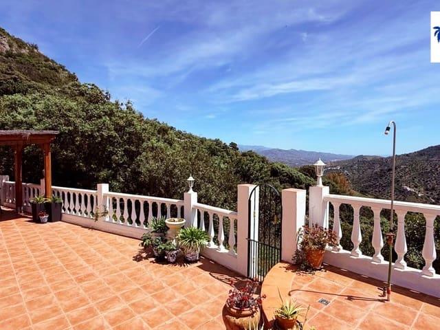 Chalet en venta en Barriada los Ventorros, La Axarquía