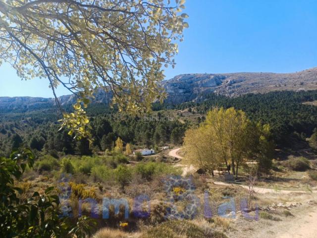 Villa en venta en Confrides