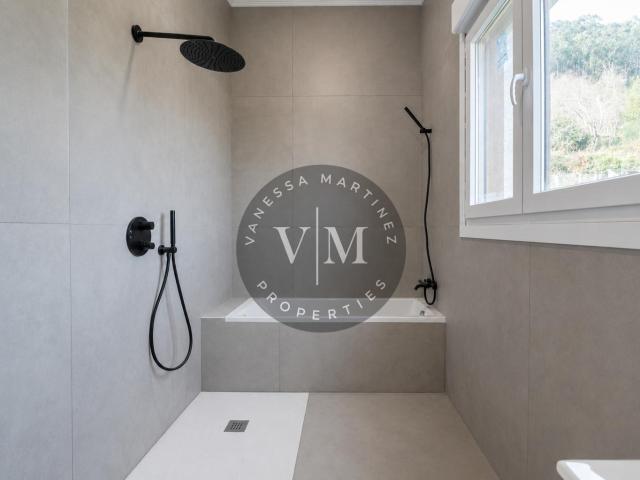 Chalet en venta en Padriñán, O Salnés