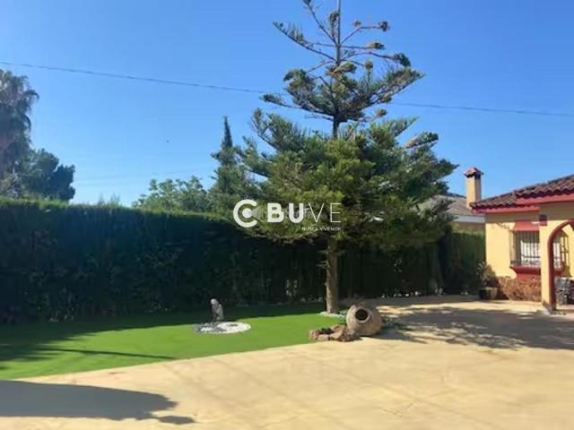 Chalet en venta en Coria Del Río, Andalucía